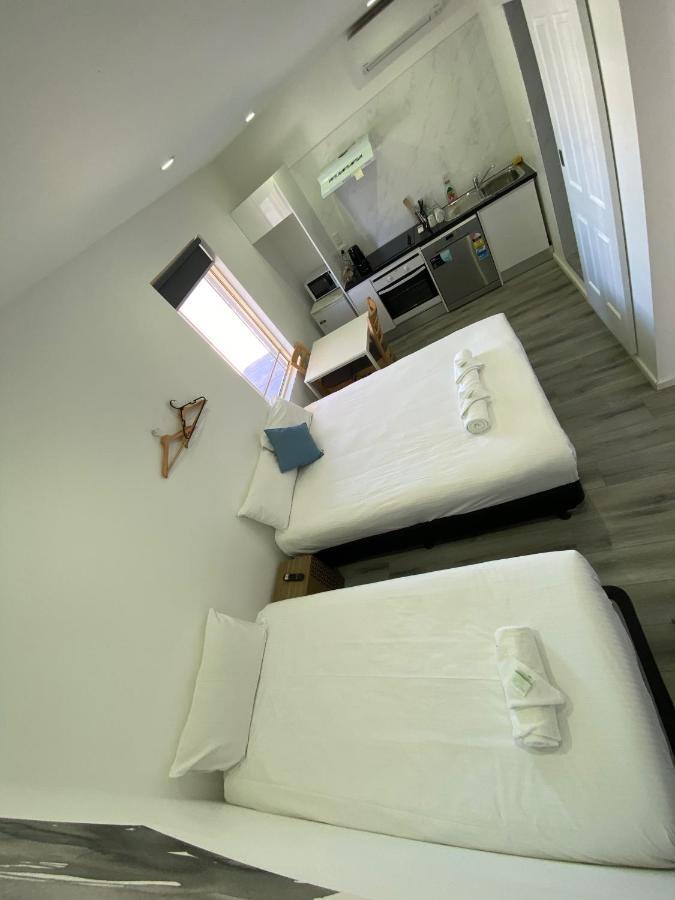 Central Motel Маджи Екстериор снимка